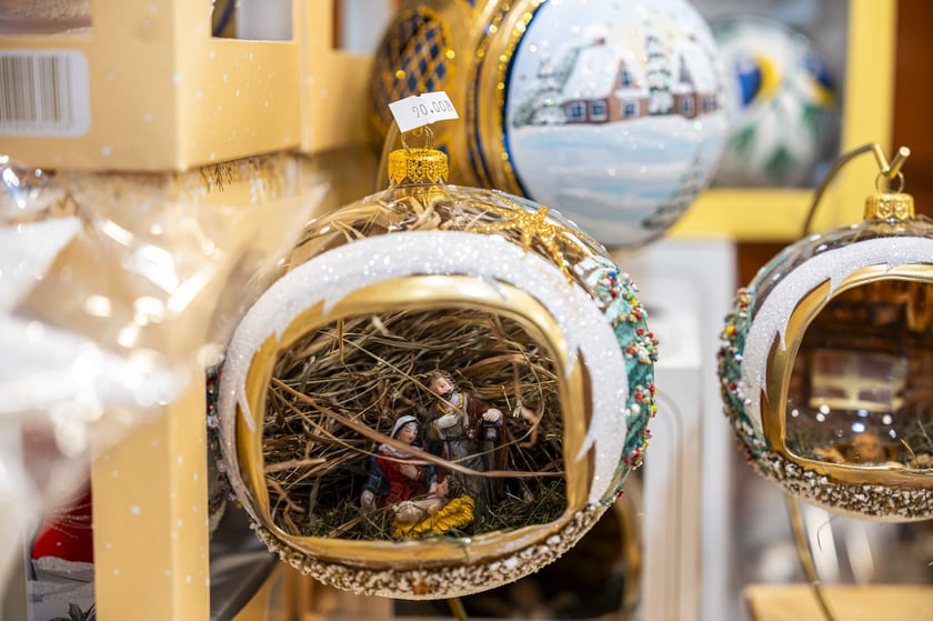 Jarmark Bożonarodzeniowy 2024 we Wrocławiu - na zdjęciach produkty, które można kupić na jarmarku